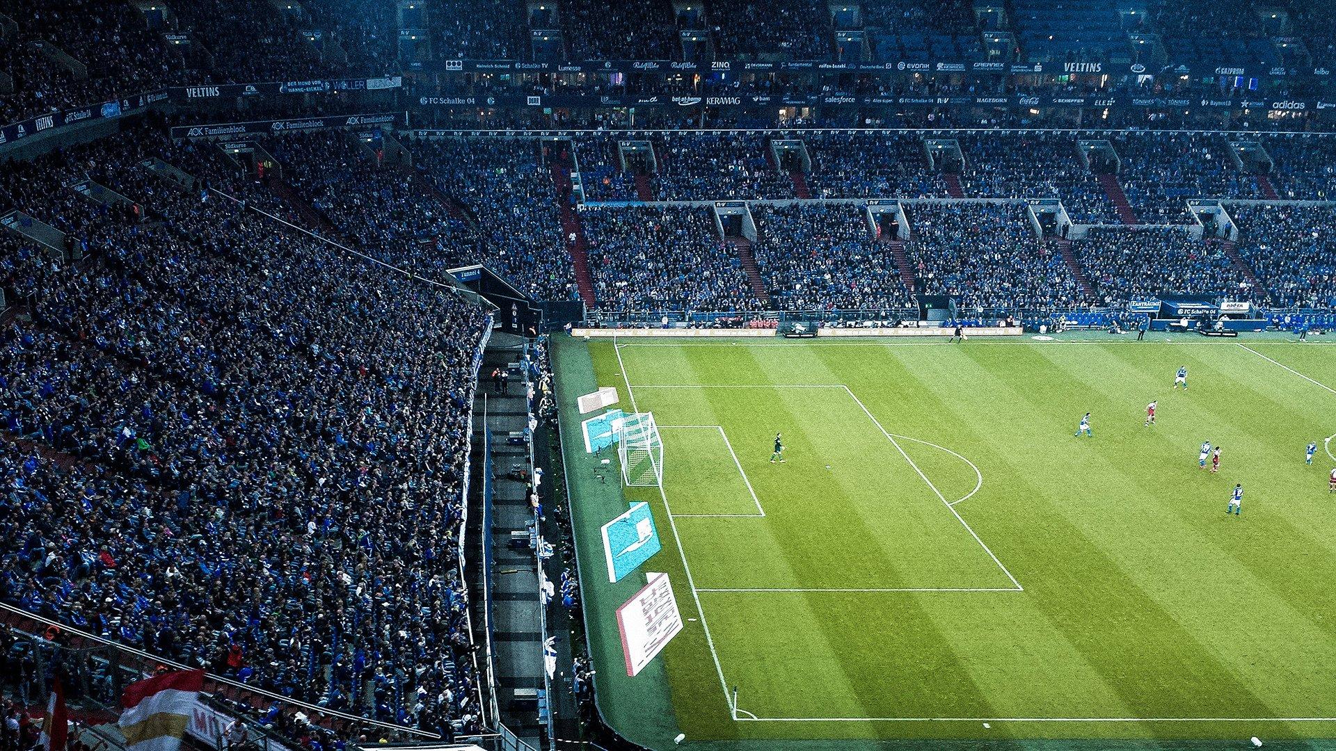 梭鱼湾上座数或破纪录，申花客队球迷助阵引爆足球热