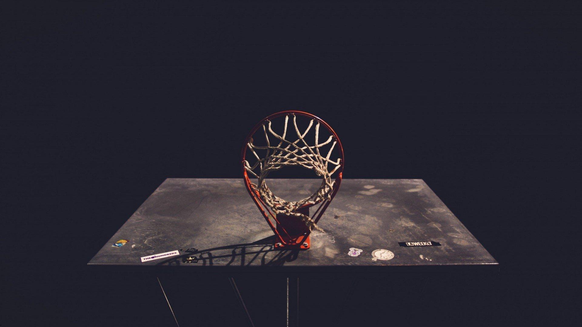 巴萨官推发文悼念若塔兄弟,足球世界痛失英才,生命之光永存心间